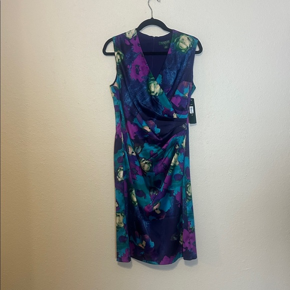 Lauren Ralph Lauren Dresses & Skirts - Lauren Ralph Lauren Floral Sleeveless Wrap Bodice Style Dress Size 8 NWT‎